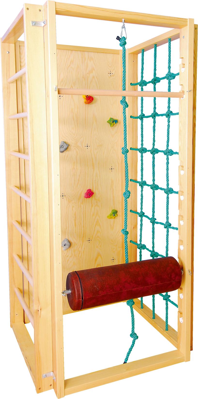 Vielseitige Kletterwand mit Seilnetz in der Turnhalle.