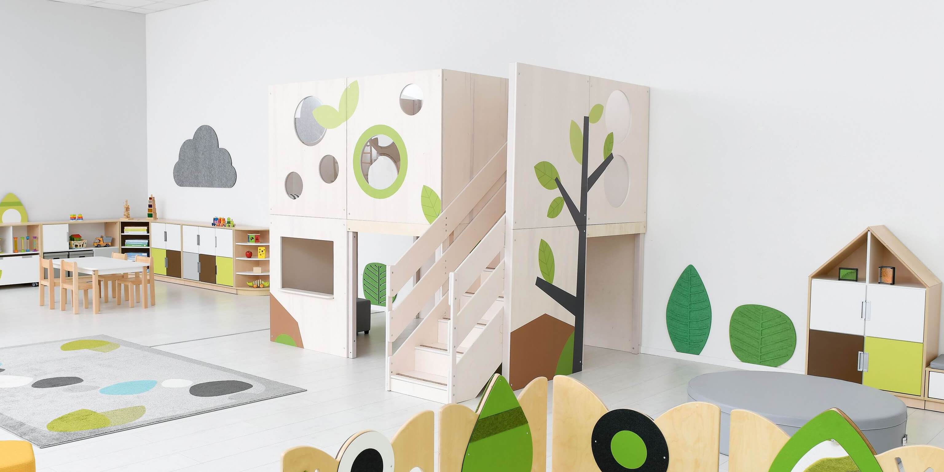 Kindergarten Hochebene & Spielburg – Sichere Abenteuer für kleine Helden ✓