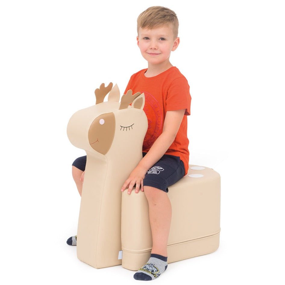 Sitz aus Schaumstoff in verschiedenen Tierdesigns