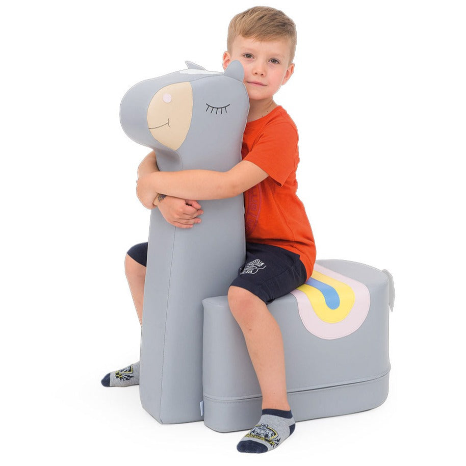 Sitz aus Schaumstoff in verschiedenen Tierdesigns